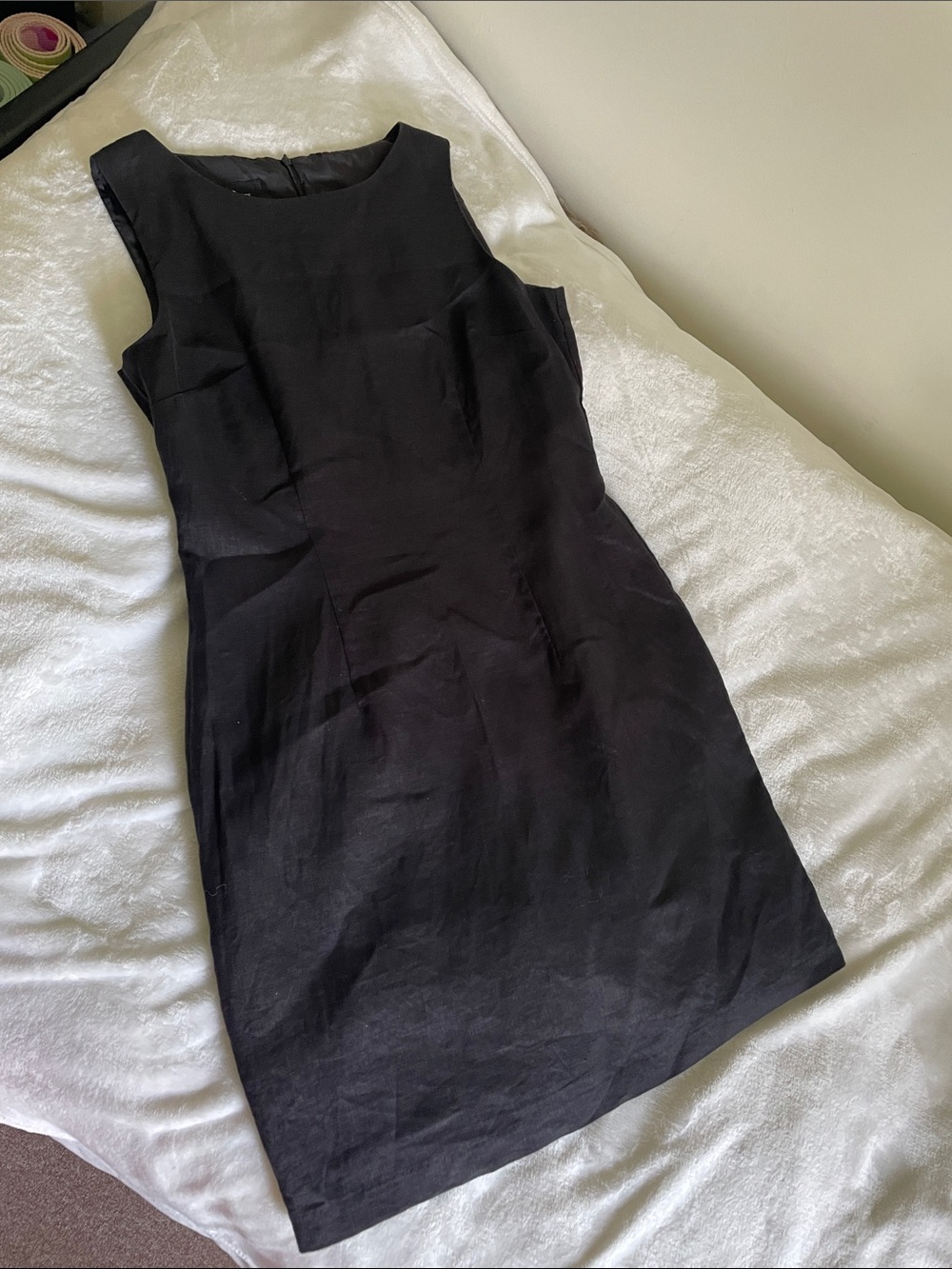 AGB Black Sleeveless Linen Mini Sheath Dress